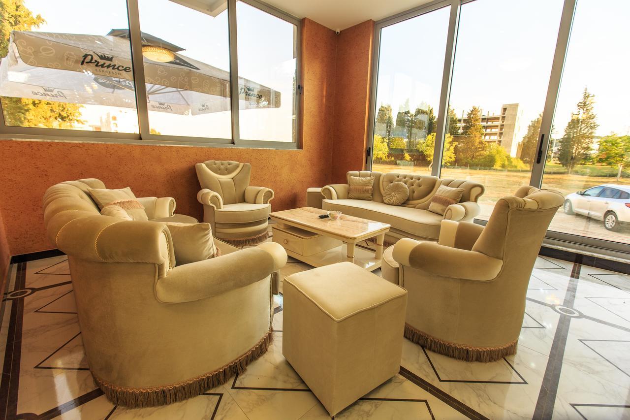 Hotel Hoti II Ulcinj Zewnętrze zdjęcie