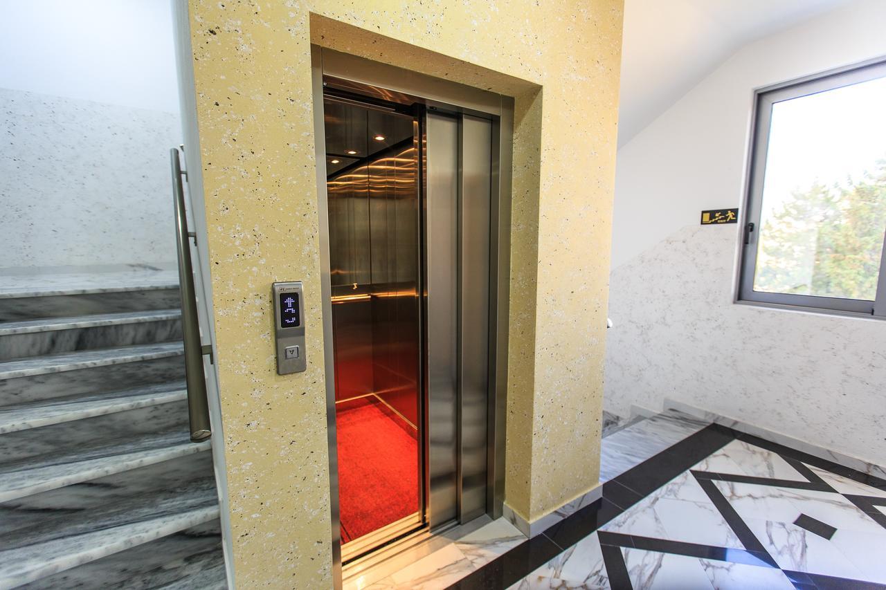 Hotel Hoti II Ulcinj Zewnętrze zdjęcie